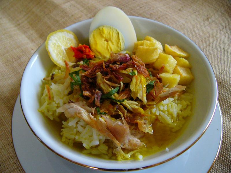 Makanan Khas Indonesia yang Mendunia  sabaniisnaeni